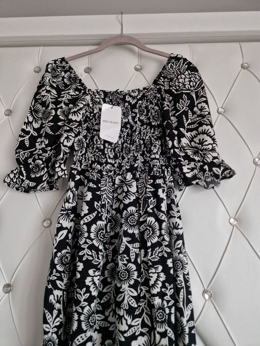 Rochie vaporoasa cu imprimeu