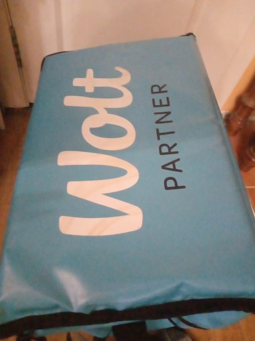 Курьерские рюкзаки Яндекс Wolt еда