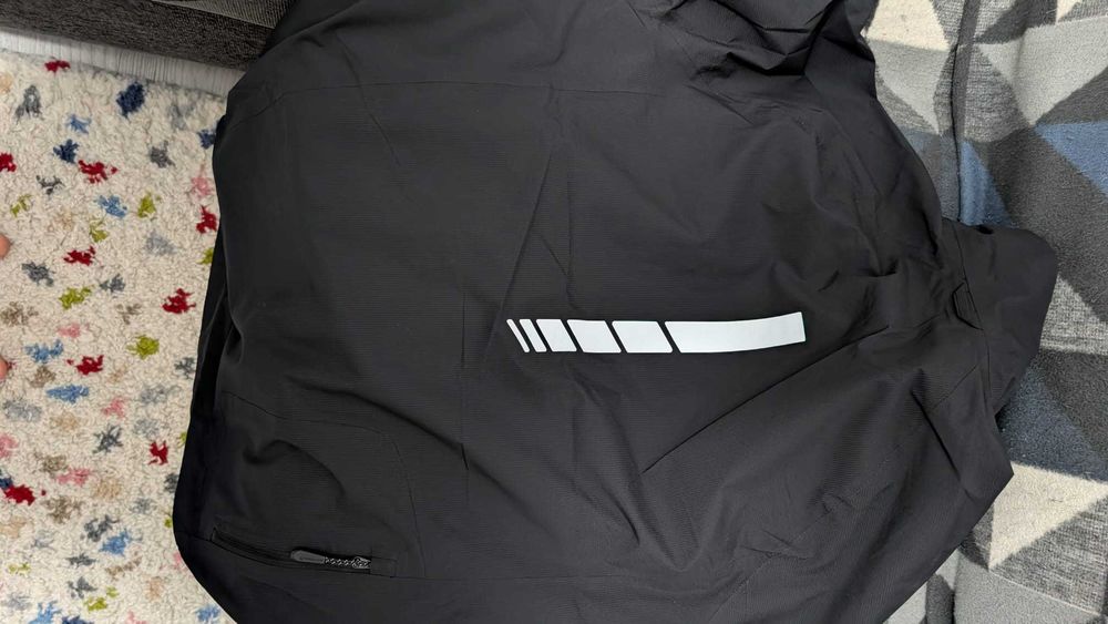 Geaca barbati  marimea S impermeabila ciclism Jack Wolfskin - noua