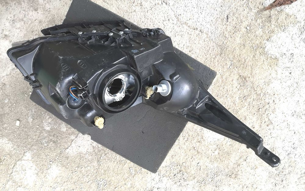 Оригинален фар Шевролет Круз  Chevrolet Cruze