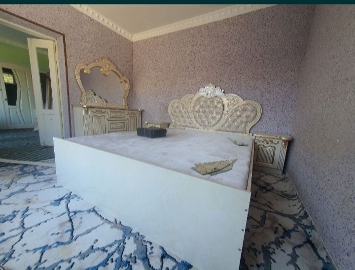 Spalniy  mebel to'plamini 1-qo'ldan xarid qiling
Oli