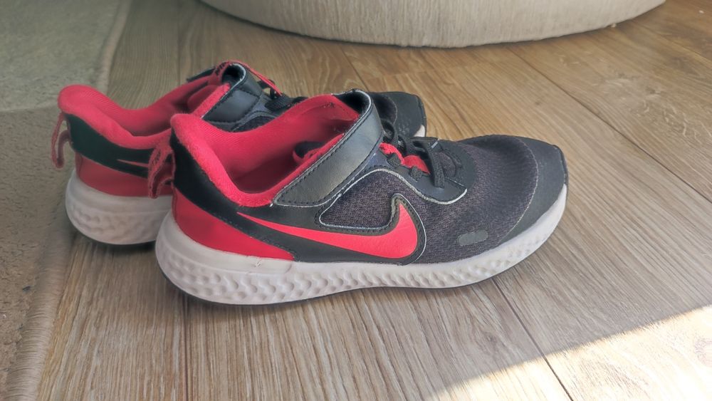 Детски маратонки Nike