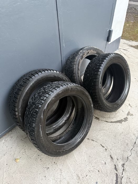 Шины зимняя шипованная резина 225/55/18 NOKIAN