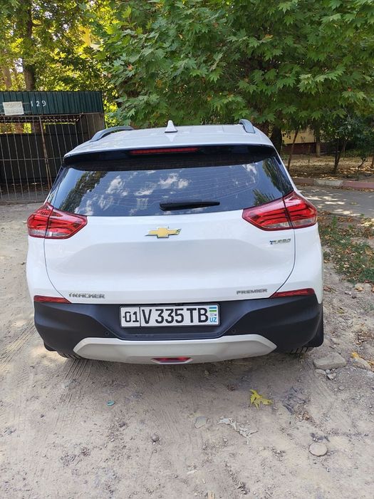 Продам свой Tracker Premier Plus2