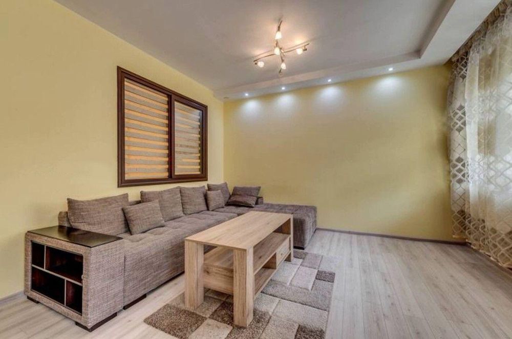 Дава се под наем Двустаен апартамент в София, Редута - 68 кв.м за 722.67 € - Снимка #1