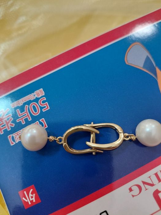 Продам серьги и кольцо из  серебра