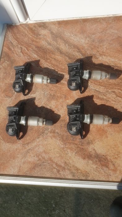 Датчици за налягане в гумите на Тойота