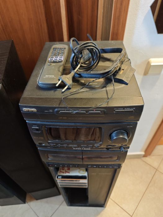 Sistem Audio / Combină Vintage Aiwa NSX-340 cu Boxe Mari și Telecomandă