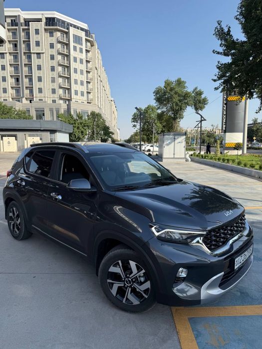 Kia Sonet Prestige 2025