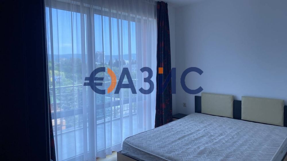 Продава се Двустаен апартамент в к.к. Слънчев бряг - 99 кв.м за 583 €/кв.м - Снимка #3