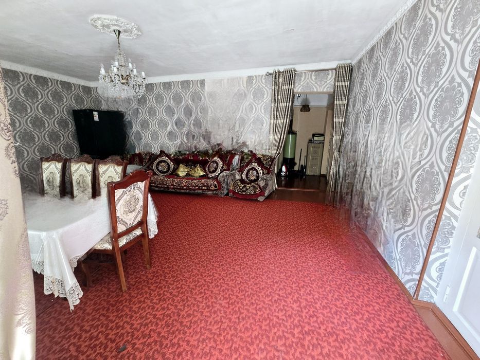 Продаётся участок площадью 4.0 сотки.