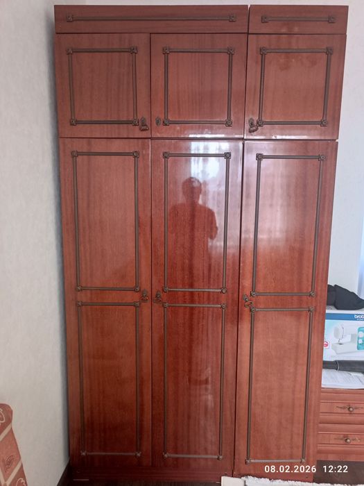 Продам шифонер...