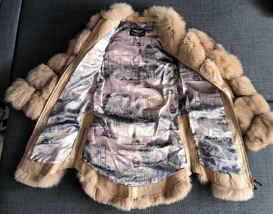 Haina blana naturala vulpe