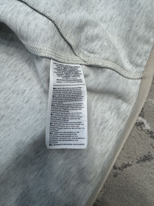 Продам спортивный костюм Nike