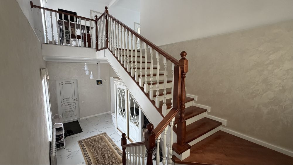 Продам мансардный дом