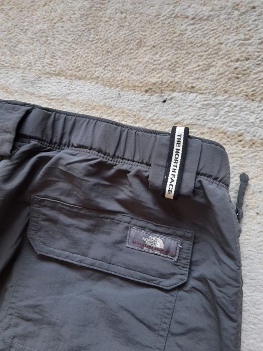 The north face мъжки панталон S размер.