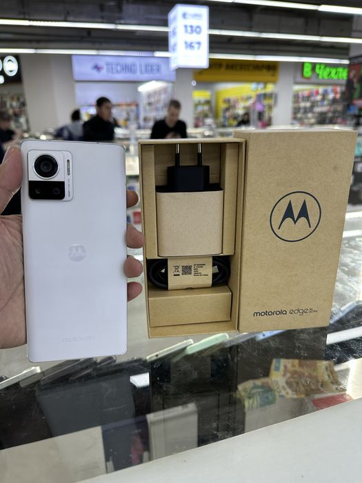 Moto Edge 30 ultra новый