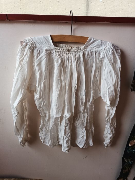 Costum popular săsesc