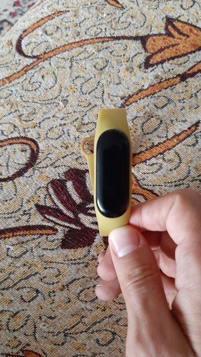 Продам фитнес браслет