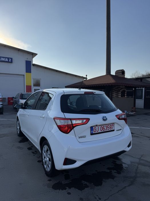 TOYOTA Yaris 2018 — imagine 2