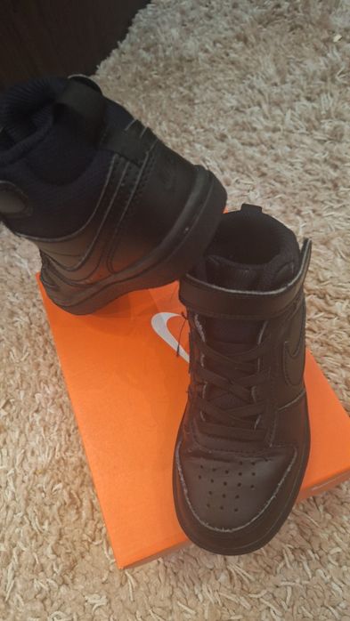 Детски кецове Nike Court Borough
Nike Court Bo