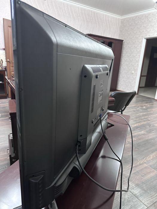 Продам бу телевизор  состояние хорошие