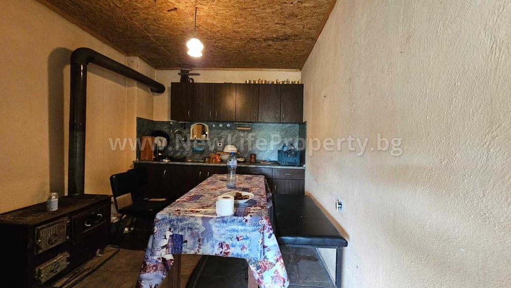 Продава се Промишлена сграда в Средец - 5500 кв.м за 15 €/кв.м - Снимка #12