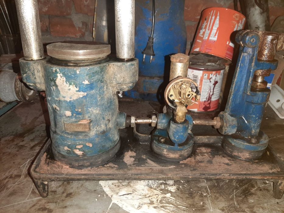 Пресс гидровлический