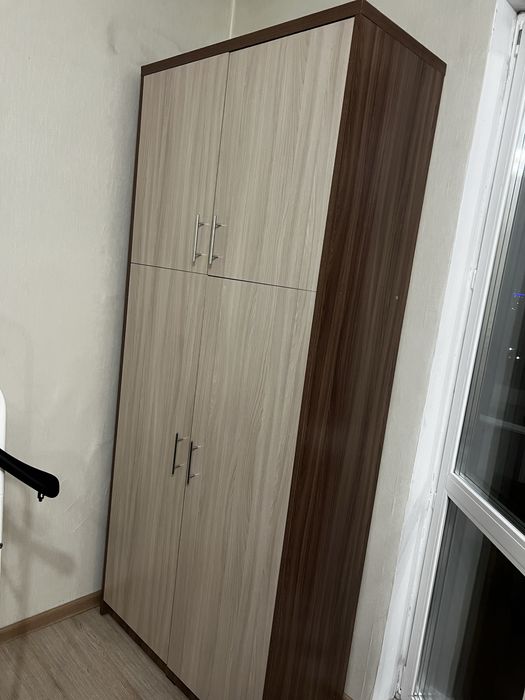 Срочно продам шкаф