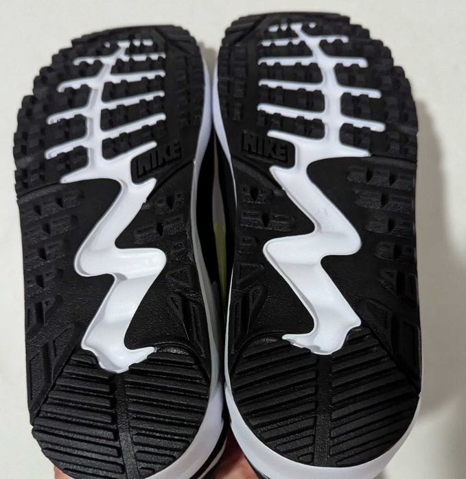 Nike Air Max 90. мъжки маратонки 43 от Сащ