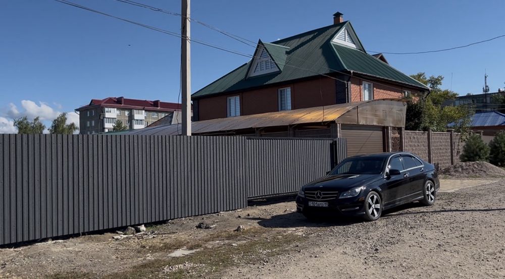Продам в Центре города земельный участок