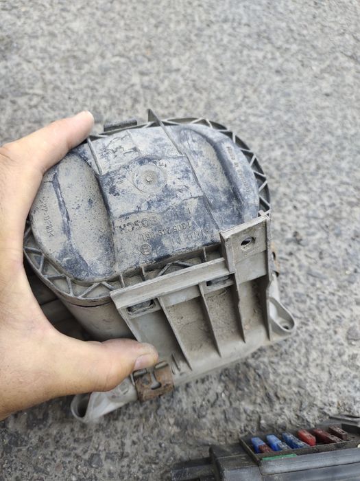 Продам запчасти Мерседес 210