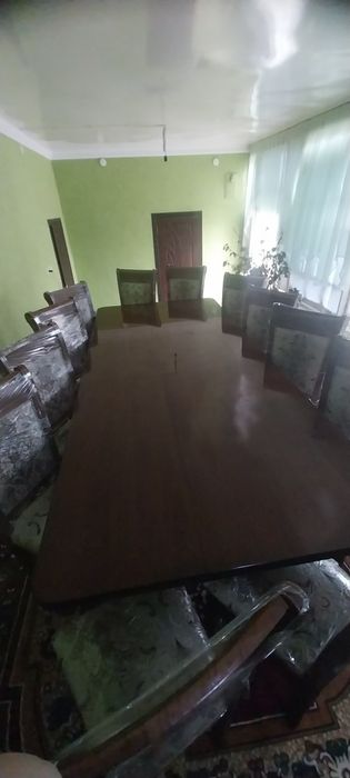 Mehmonxona uchun mebel