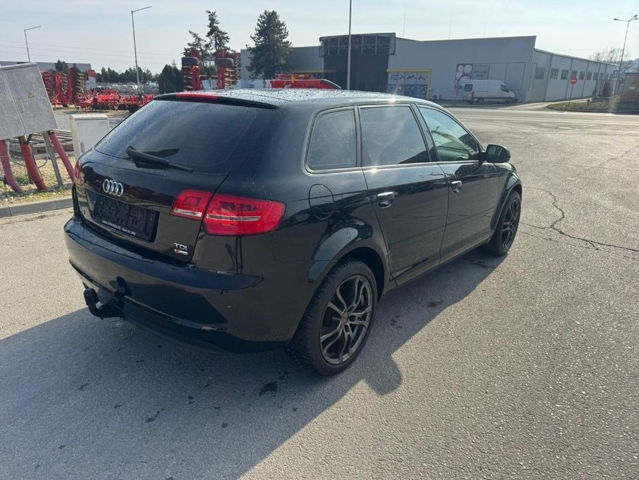 Audi A3 1.6 / 105kc..