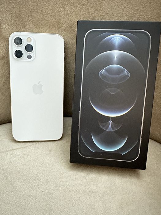 Продам iPhone 12 PRO