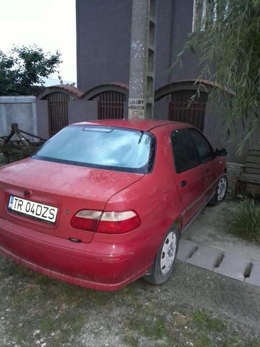 Vand sau dezmembrez Fiat Albea confort in stare f buna de functionare.