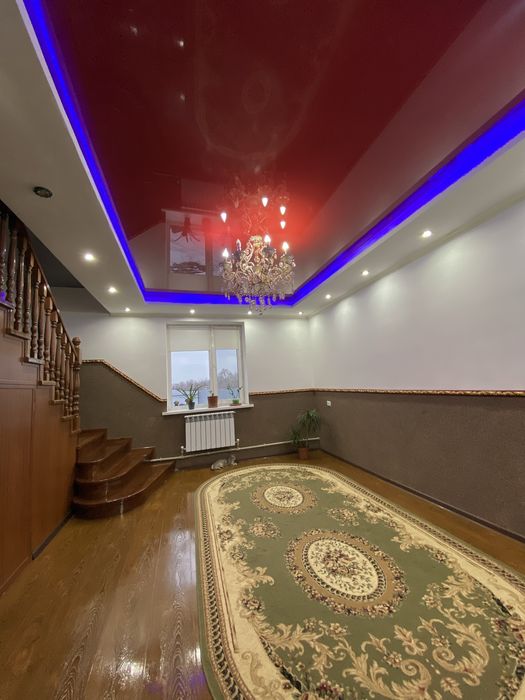 Продается 2 этажный дом мансард