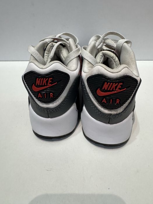 Детски маратонки NIKE AIR MAX 90. Номер 31.5