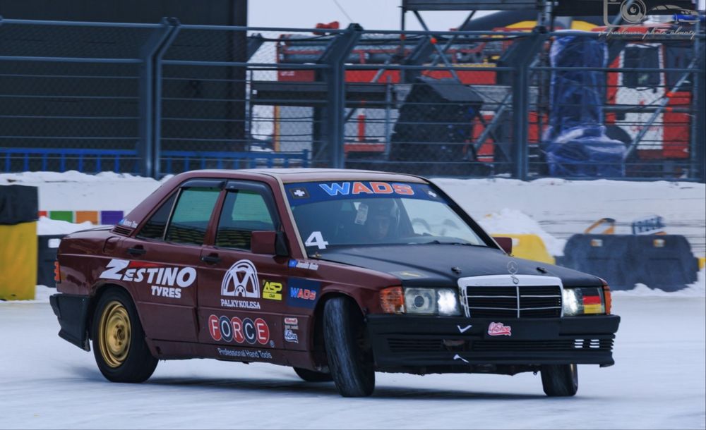 Бампер мерседес w 211 ,63