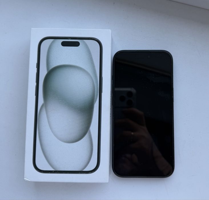 Продам iPhone 15 128ГБ обмен на 13