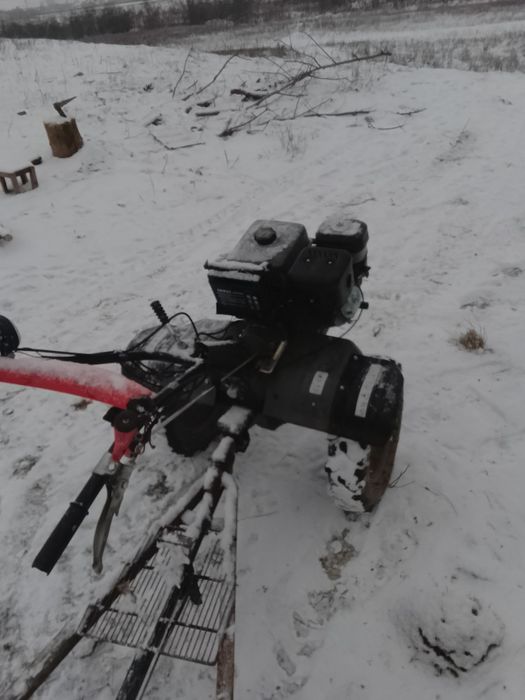 Vând motocultor 14 cai benzina