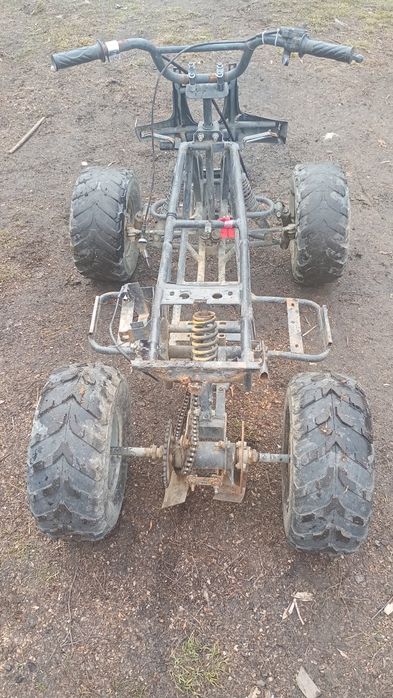 Vând cadru ATV 125