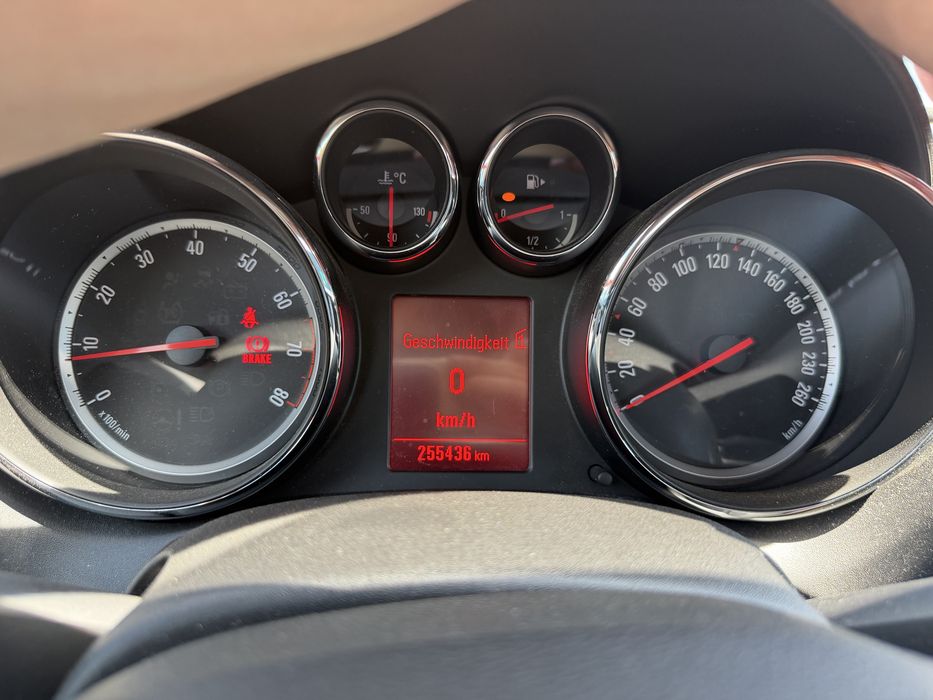 Opel Astra J 2012 1.4 Benzina 140 CP Euro 5