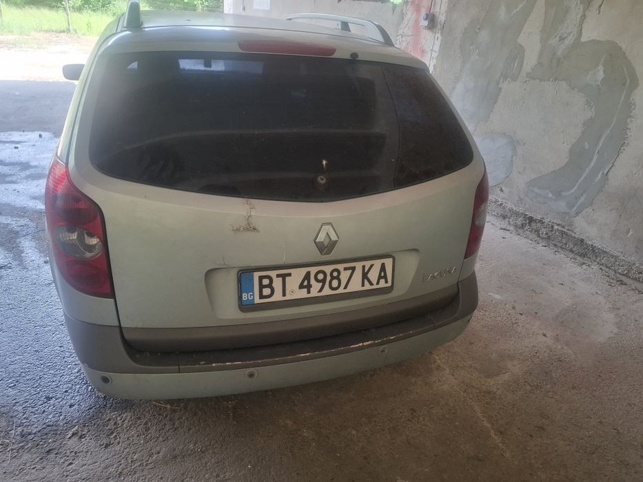 Рено Лагуна на части