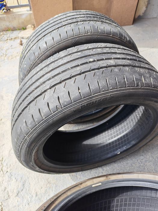 Гуми.  DUNLOP 225/44/R17