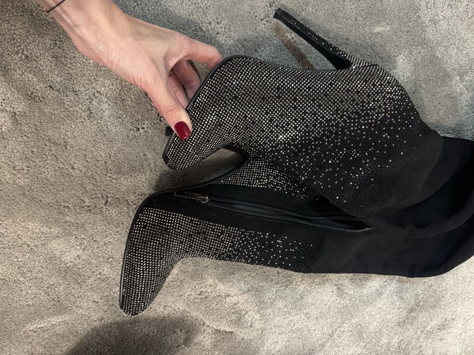 Дамски ботуши над коляното