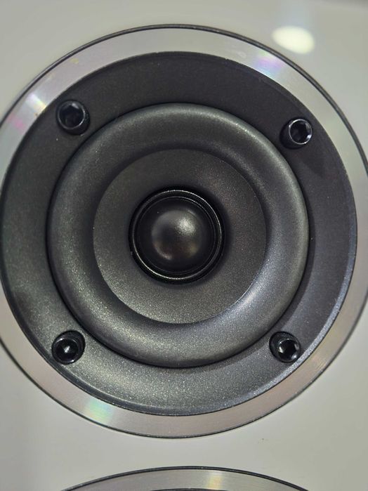 Boxe de podea Wharfedale Diamond 230 White