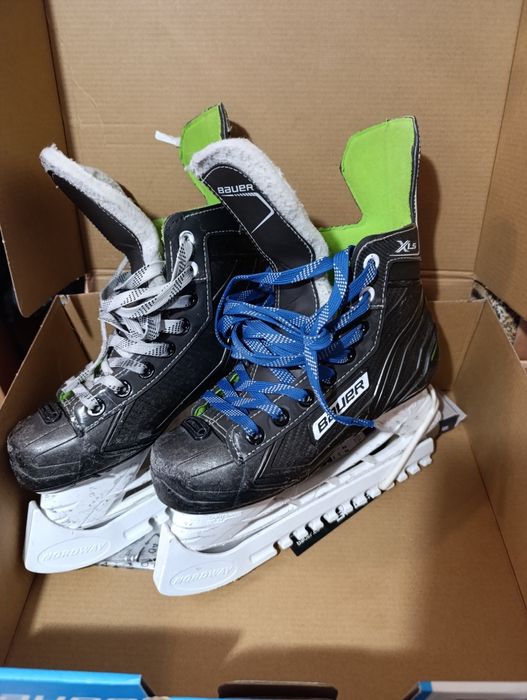 Хоккейные коньки Bauer