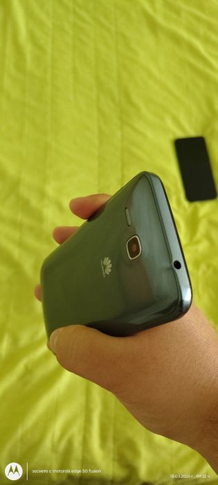 Здравейте продавам смартфони Samsung galaxy a20e и Huawei y600-u20