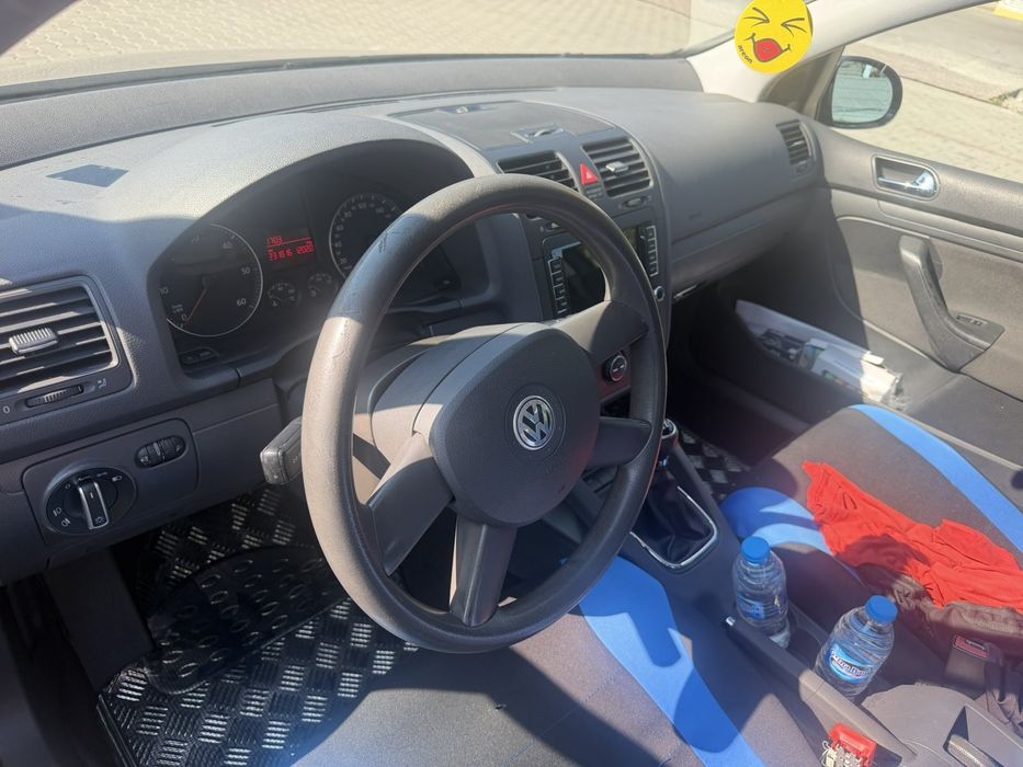Volkswagen golf 5